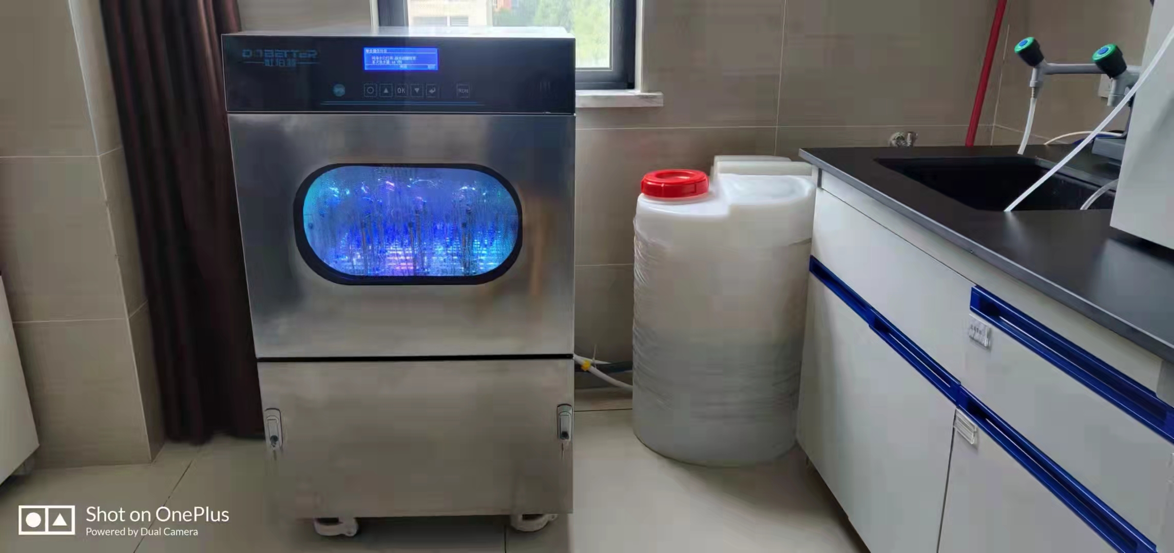 為什么我會(huì)建議你的實(shí)驗(yàn)室配臺(tái)洗瓶機(jī)？