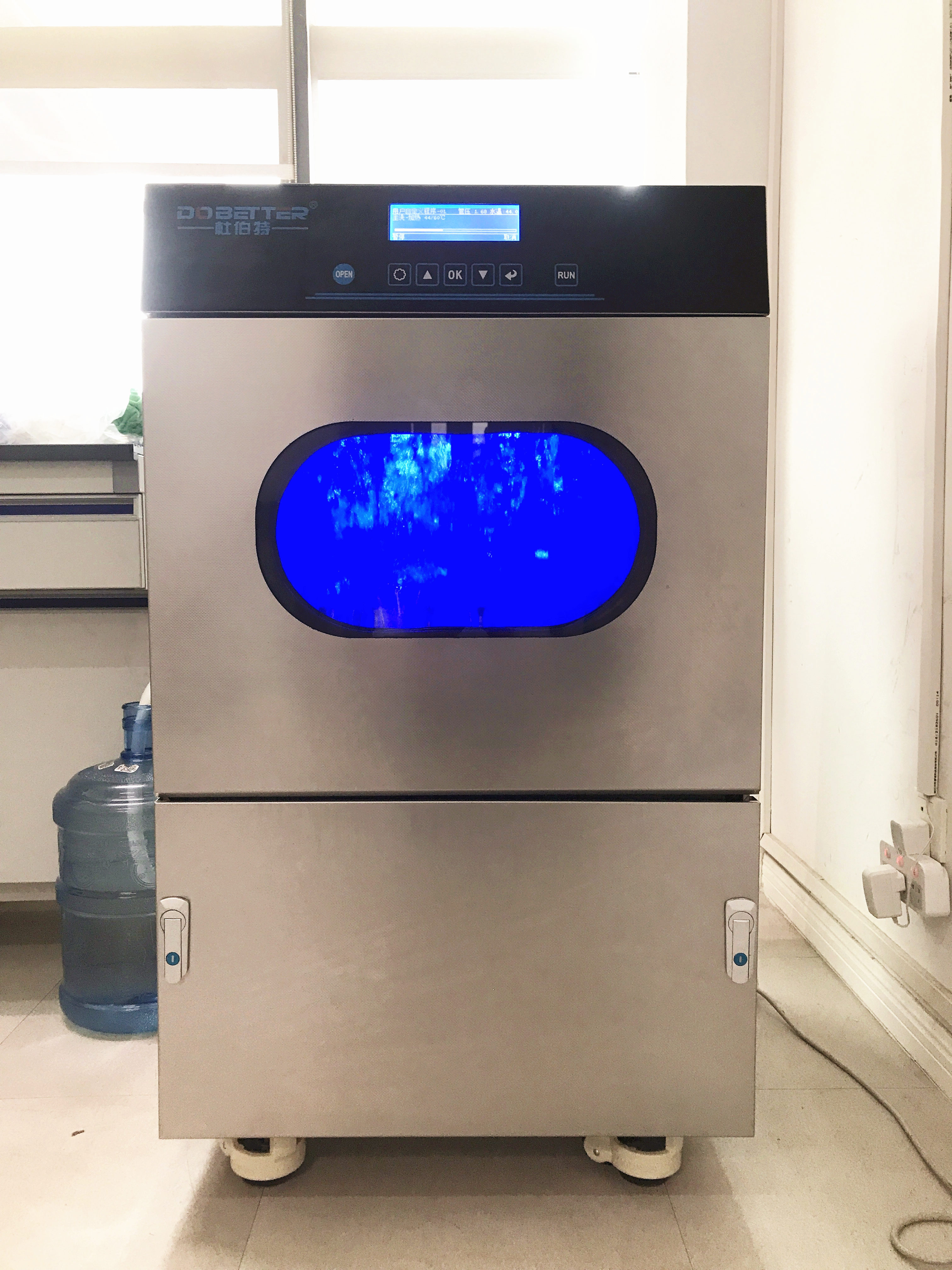 熱烈慶賀杜伯特清洗機成功進駐復(fù)旦大學(xué)！