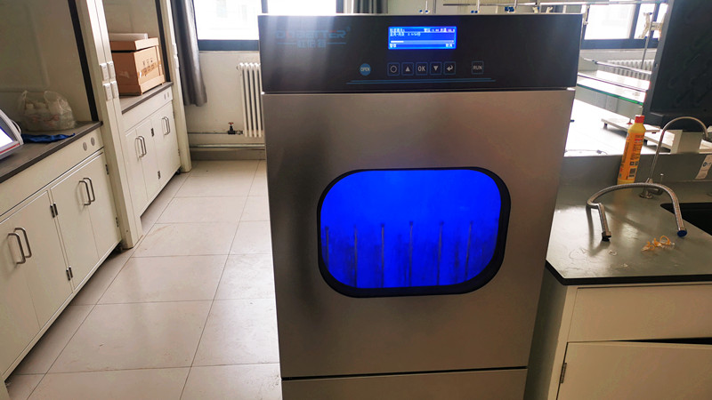 制藥、食品行業(yè)廣口瓶洗瓶機(jī)工作原理與技術(shù)優(yōu)勢